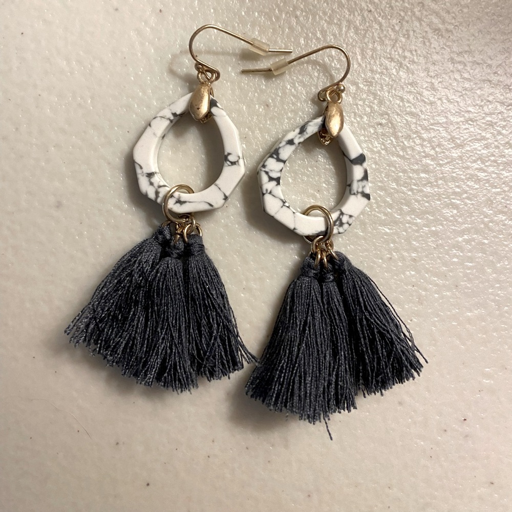 Tassel drop earrings!